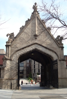 University of Chicago's Cobb Gate