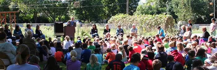 Dedication of the Edible Garden at Western Avenue School, a WRD Environmental project